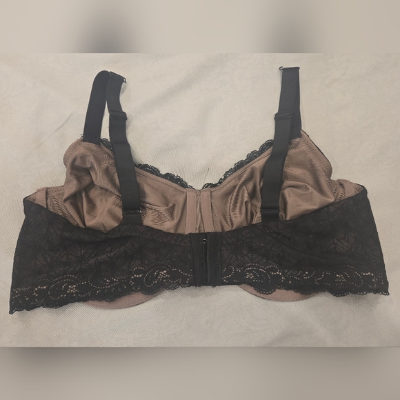 Wacoal Black Underwire Lace Bra - Picture 3 of 4